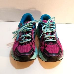 Brooks Ravenna 7 Womans size 6 -6.5, multi colored, Pink, blue, black.